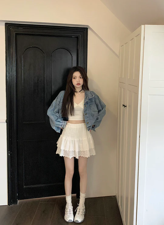 High-Waist-White-Layered-Skirt1.webp High Waist White Layered Skirt