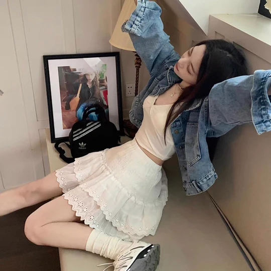 High-Waist-White-Layered-Skirt2.webp High Waist White Layered Skirt